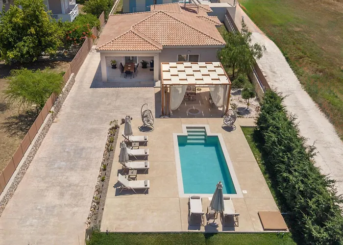 Villa Nicoldia With Private Pool Near Laganas